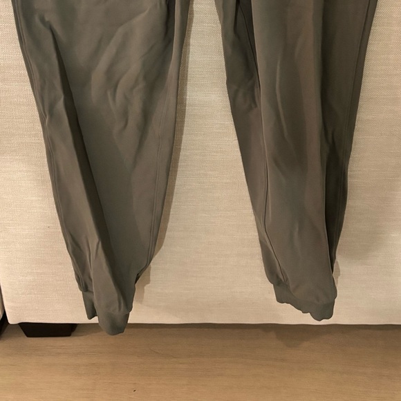 Pants - Picture 3 of 3